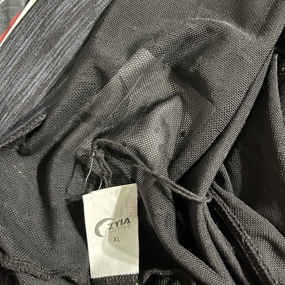 Zyia active top - Picture 3 of 6